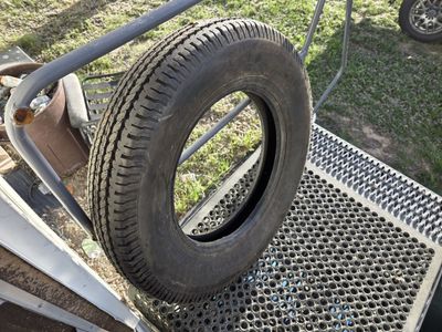 8R19.5 MOTOR HOME TIRE