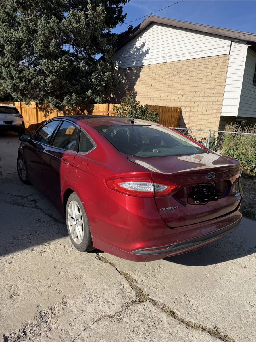 2015 Ford Fusion SE