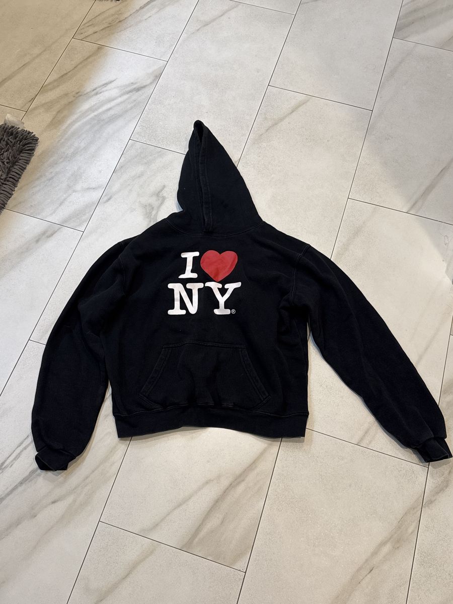 Size 10–12 black iHeart New York hoodie
