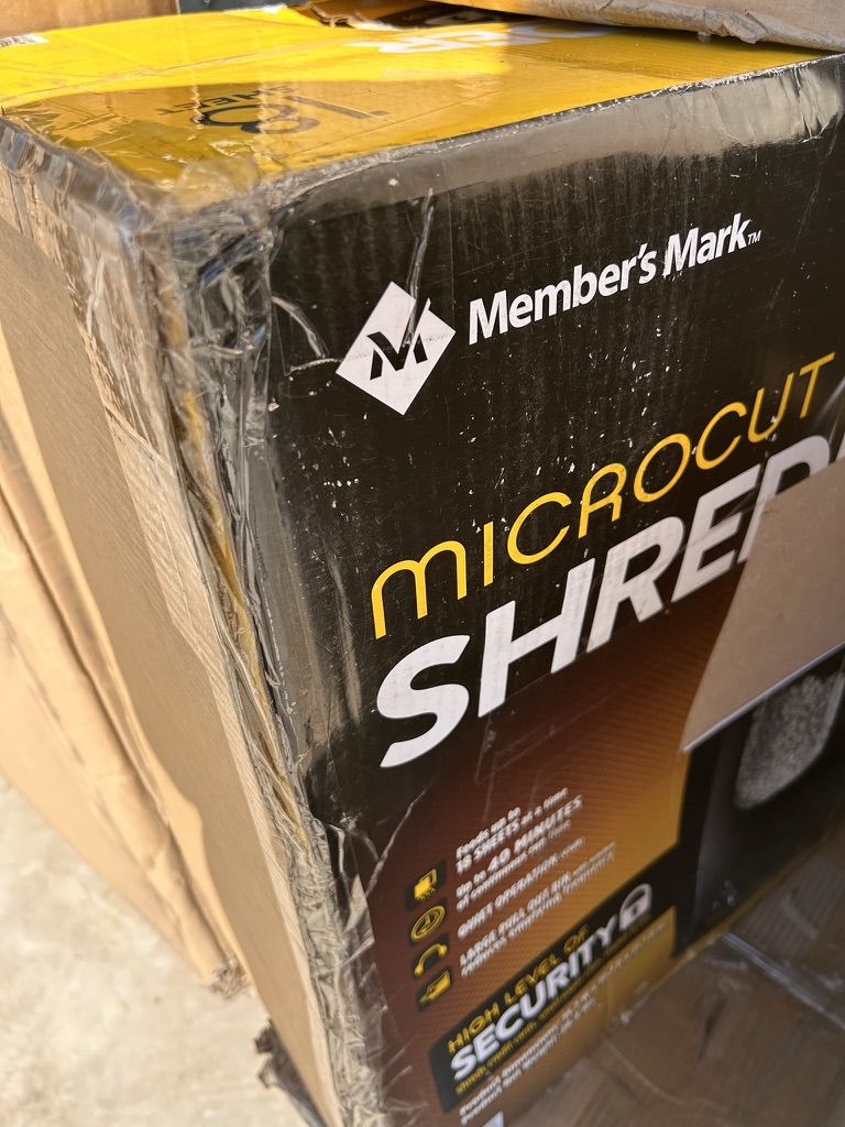Member's Mark 18-Sheet Micro-Cut Shredder, Quiet Operation
