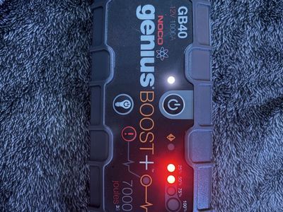 NOCO Genius Boost GB40 Portable Jump Starter 12V 1000A NO CLAMPS INCLUDED