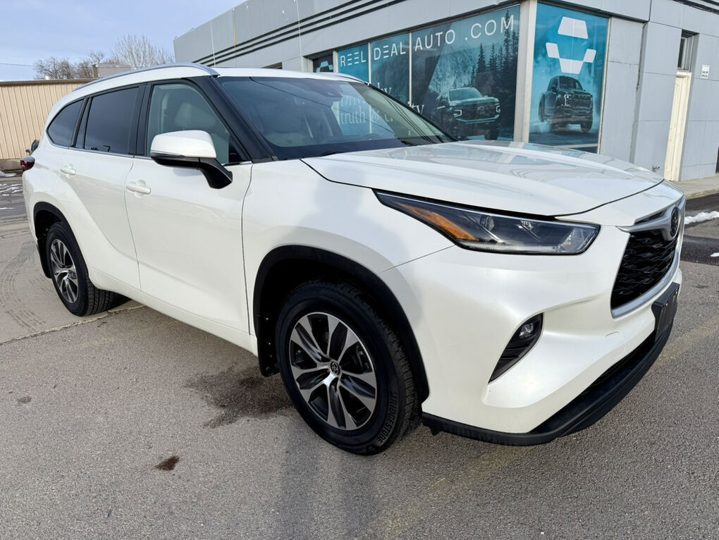 2021 TOYOTA HIGHLANDER XLE
