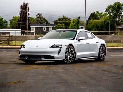 2020 Porsche Taycan Turbo