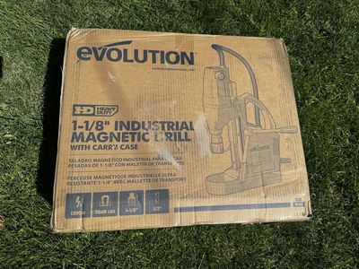 Evolution S28MAG 1-1/8” Industrial Magnetic Drill WITH CARRY CASE