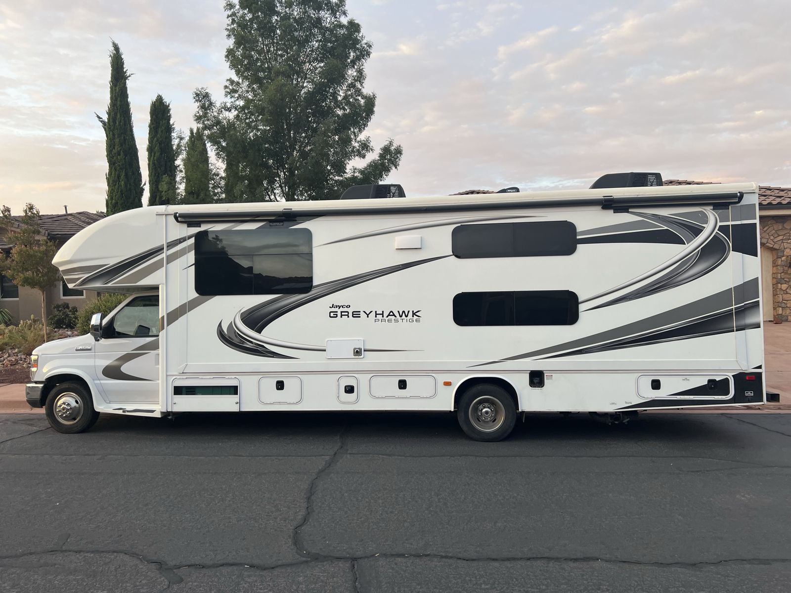 2021 Jayco Greyhawk Prestige 31 FP