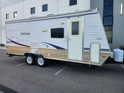 2008 dutchman 18ft rear bed