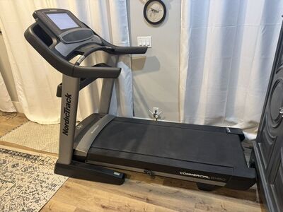 Nordictrack 2450 Commercial Treadmill