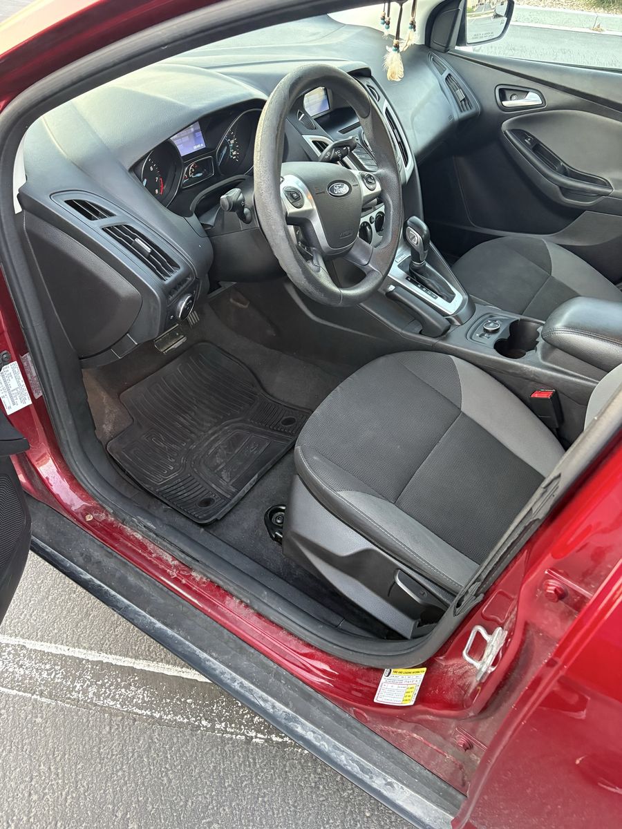Main image 7