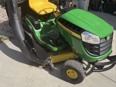 John Deere Riding Mower 18 Hours