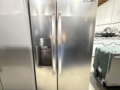 LG Stainless Steel Side-by-Side Refrigerator with warranty! 33”