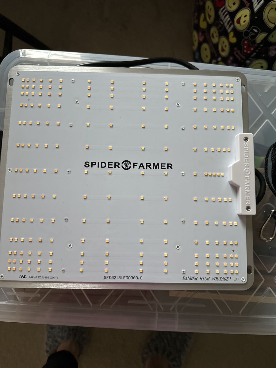 Grow Light Spider Farmer