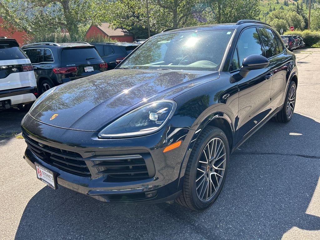 2023 Porsche Cayenne Base