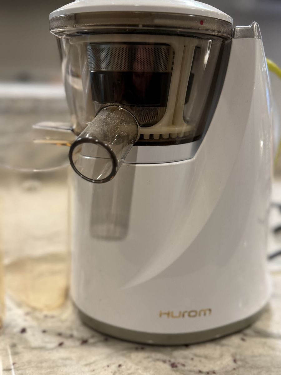 Hurom Juicer