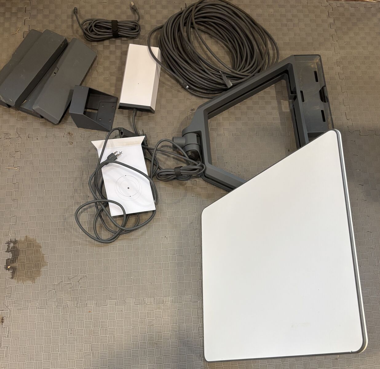 Starlink High Performance Kit with weighted roof mount and ethernet junction adapter