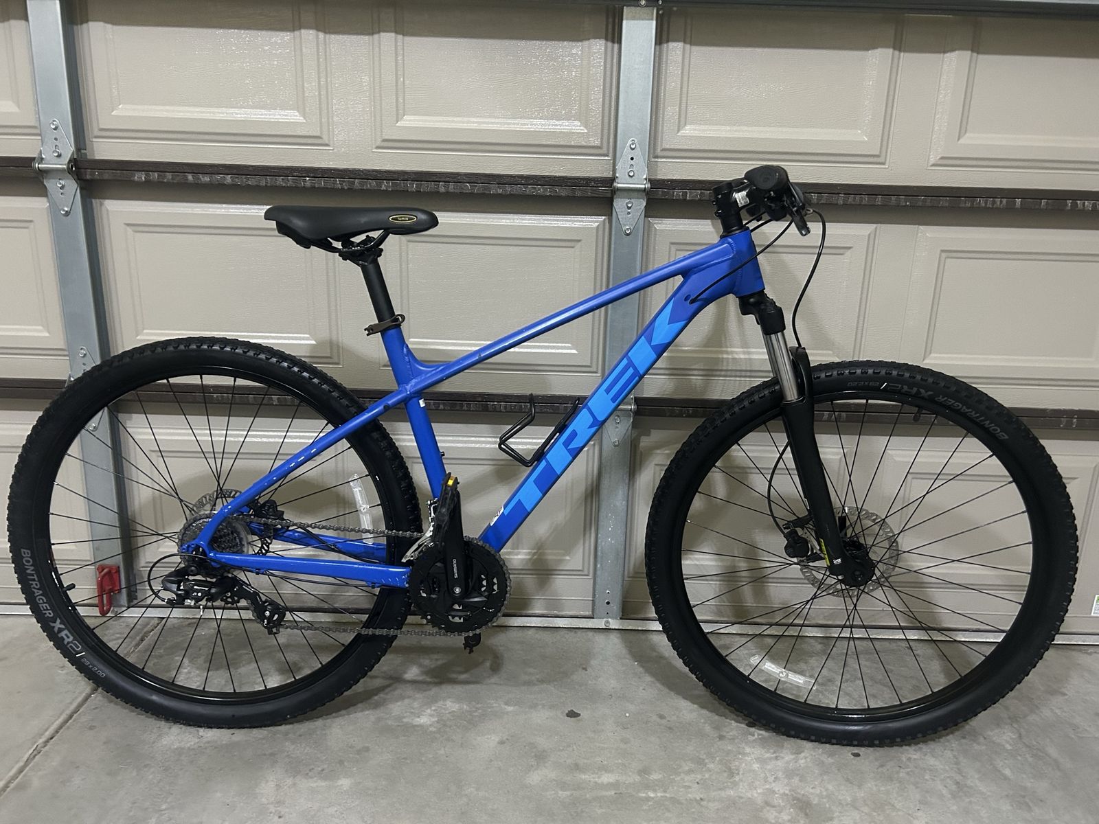 6 Mountain Bikes For Sale - Read Description