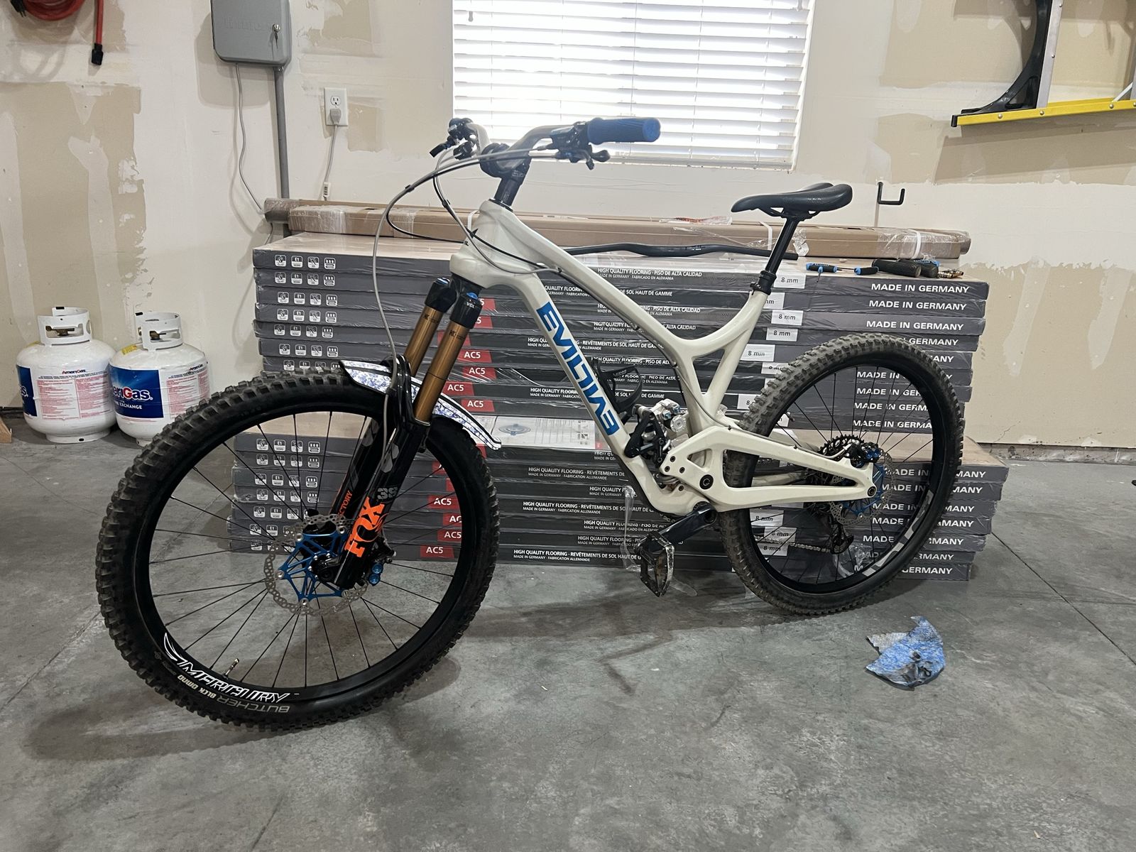 Evil Wreckoning V1 Carbon FULLY BUILT