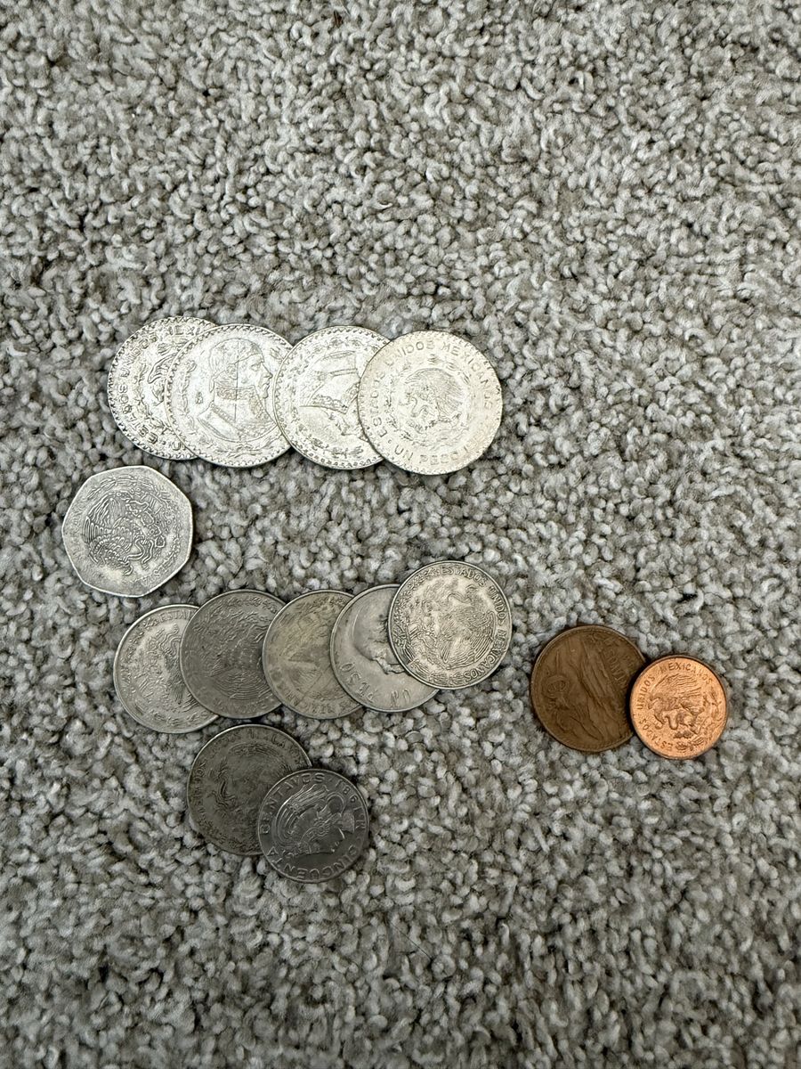 Assorted Mexican silver/copper/coins 1940s and more