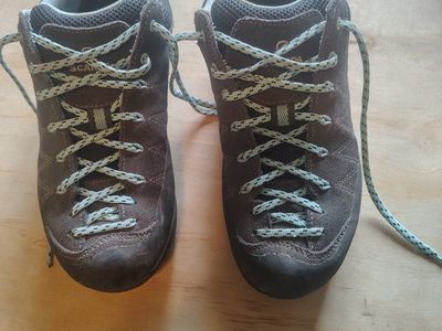 Scarpa Suede Hiking / Approach Shoes