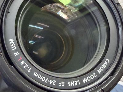 5Div 35k shots, 85mm 1.2 mark1, 24-70ii , 70-200 2.8