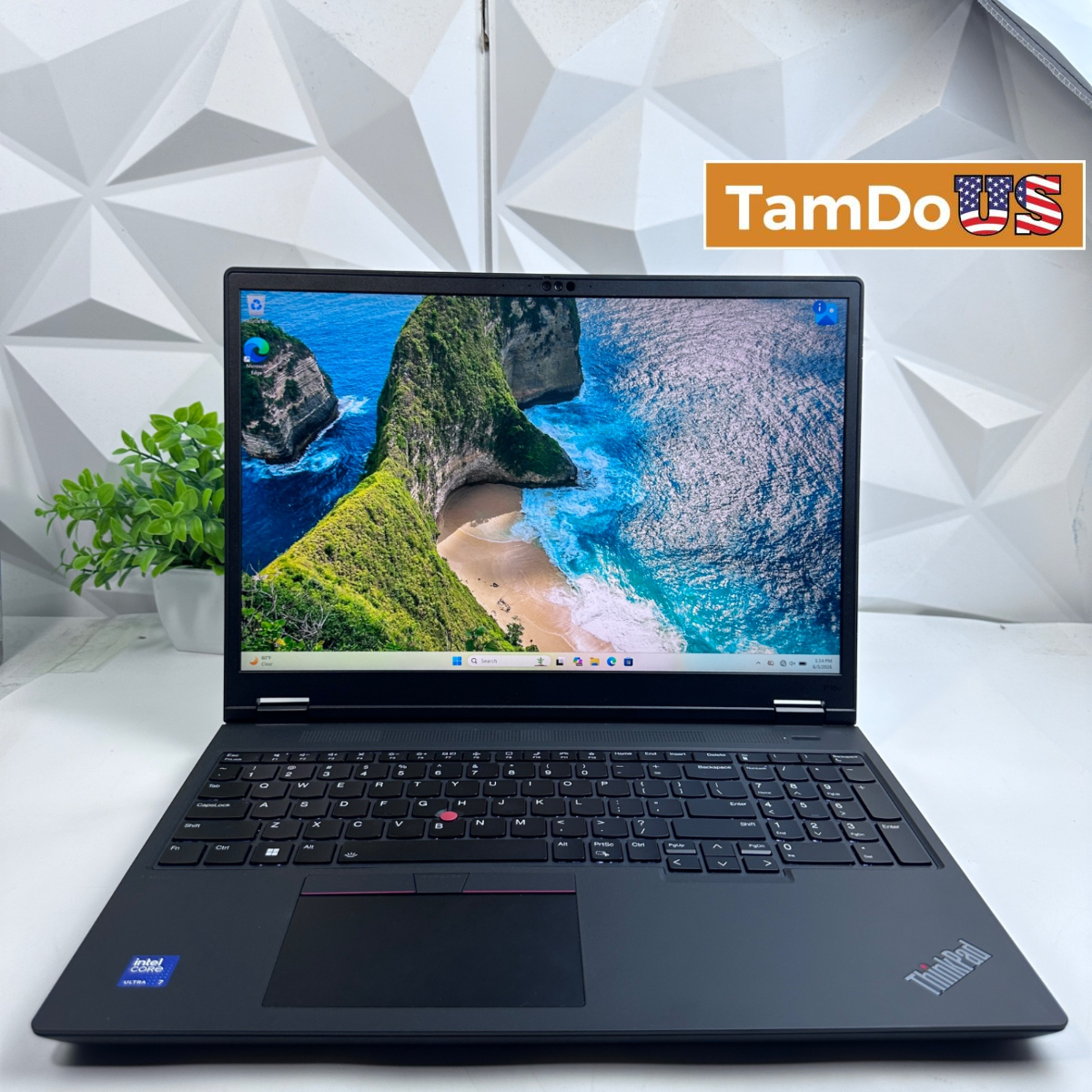Lenovo ThinkPad P16v Gen 2 16" 4K UHD+ Ultra 7 155H, 32GB, 1TB, RTX 1000 Ada