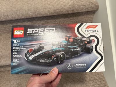 Mercedes Lego Seed Champions 77244