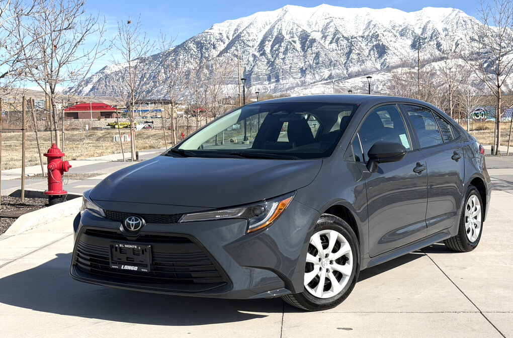 2025 TOYOTA COROLLA LE