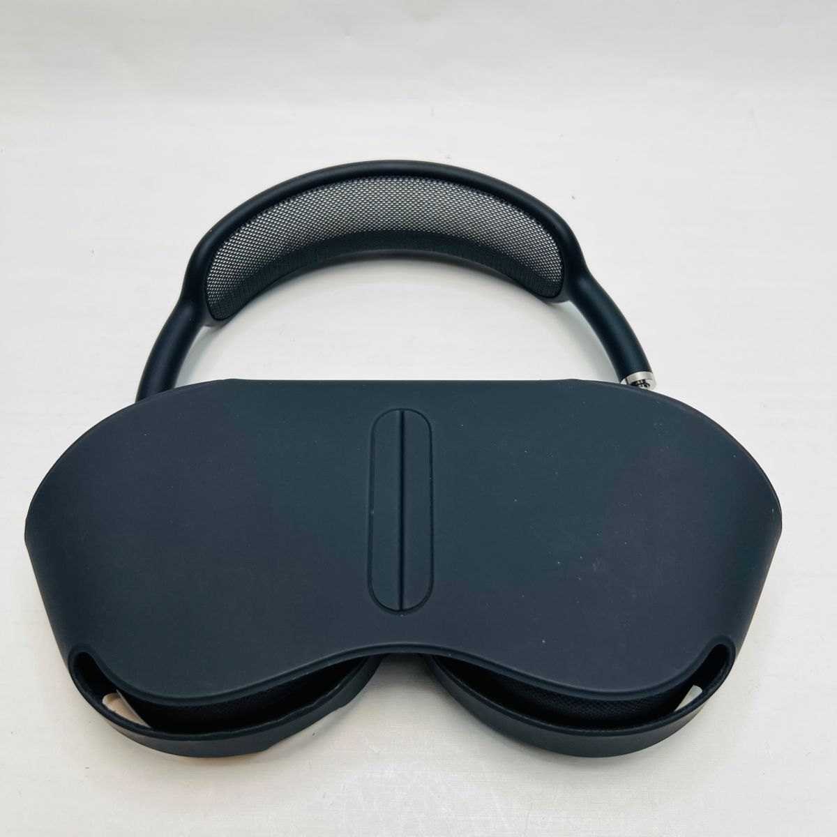 Main image 7