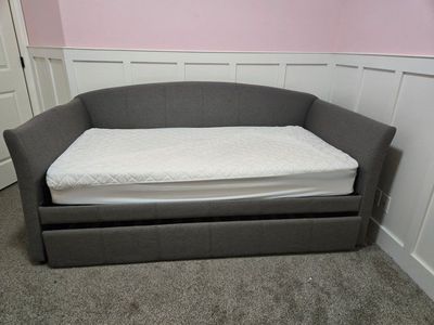 Gray Upholstered Daybed with Trundle - Space-Saving Guest Bed/Sofa