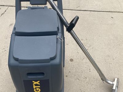 DryMaster GTX Professional Carpet Cleaning Machine