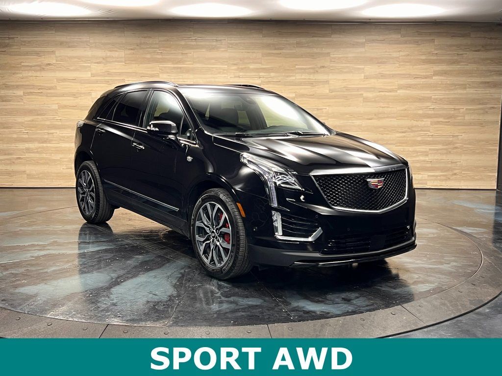 2025 Cadillac XT5 Sport