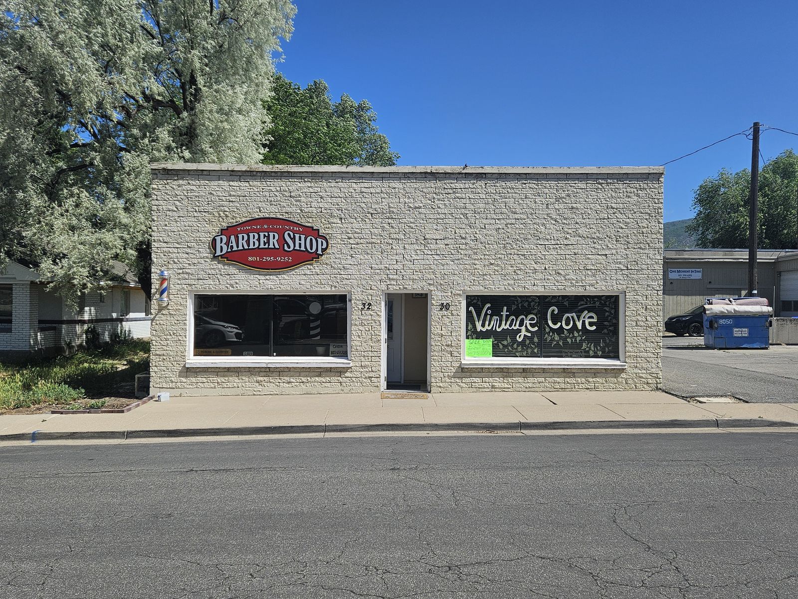 Commerical Property off Bountiful Main Street with Multiple Tenants & Extra Parking