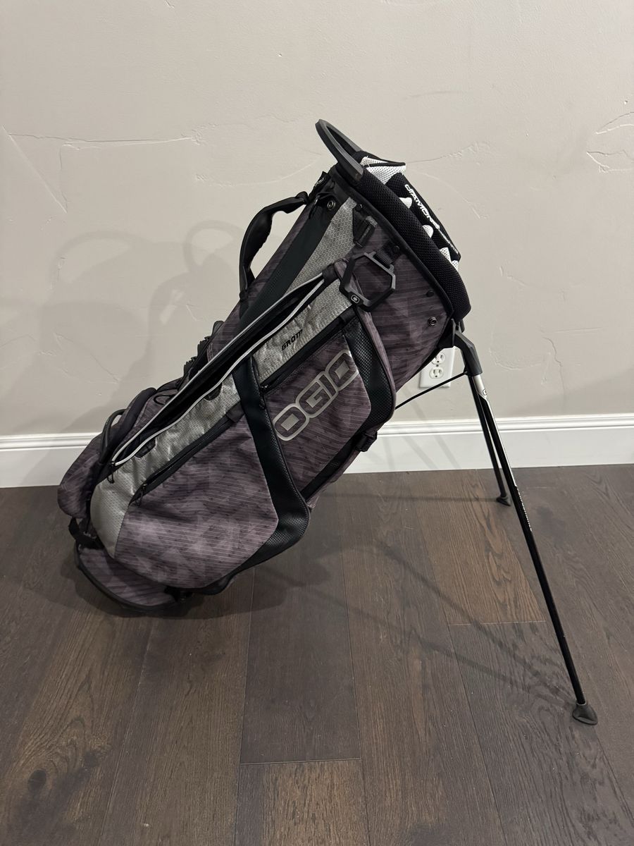 Ogio carry bag