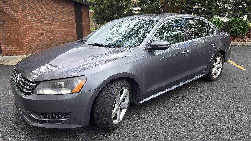 2012 VOLKSWAGEN PASSAT 2.5L SE
