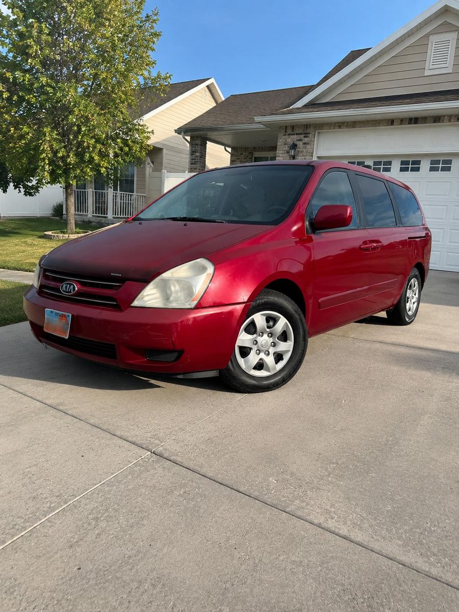 2007 Kia Sedona 