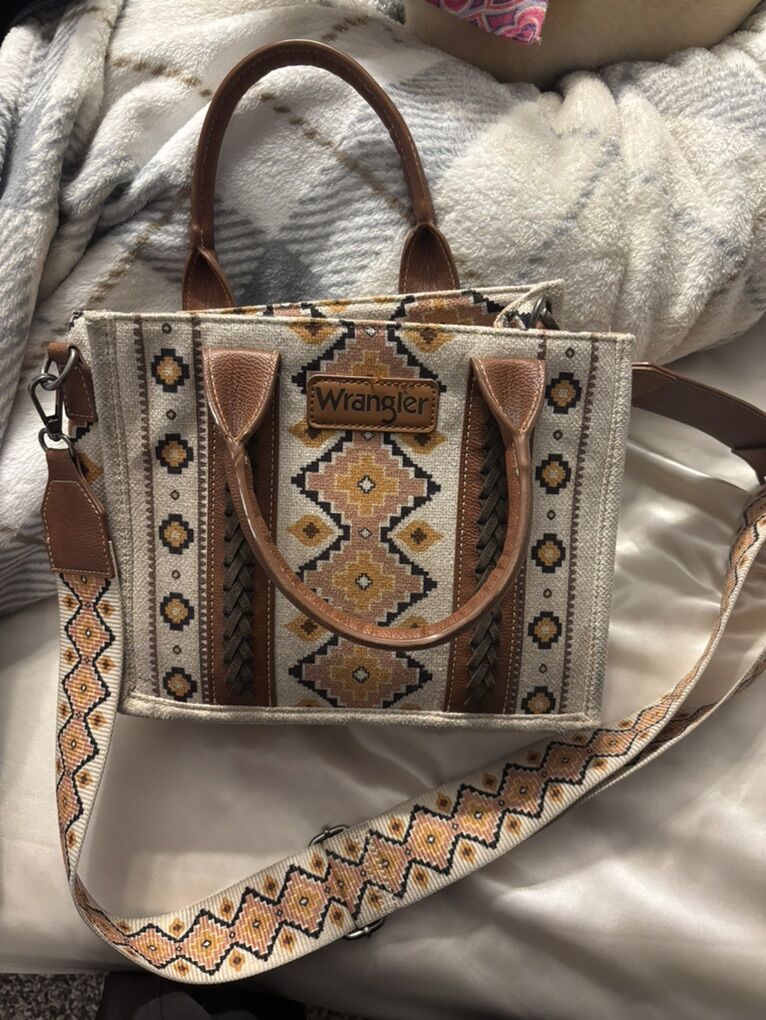 Wrangler bag