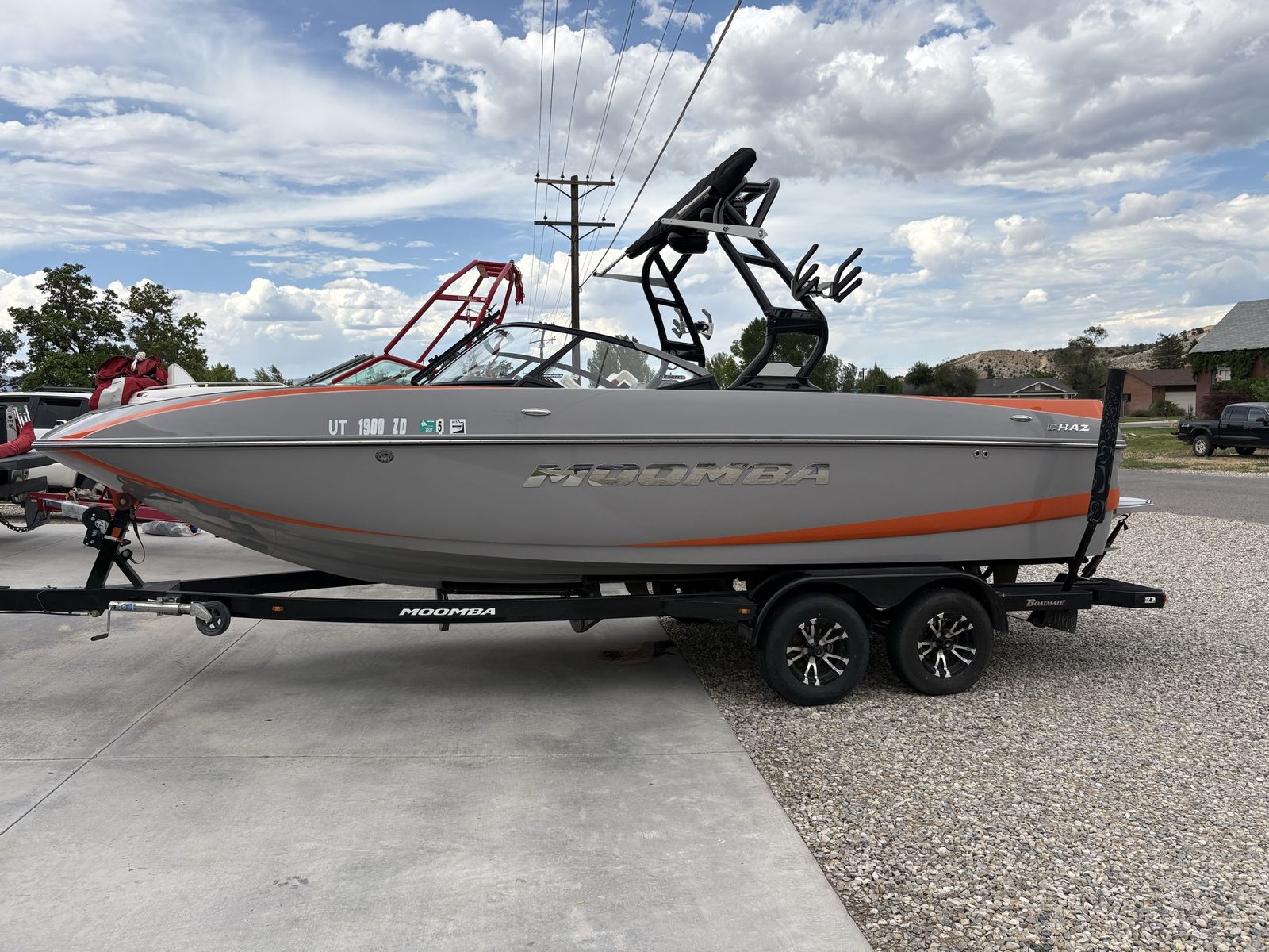 2022 Moomba Craz 22’ Wakeboard Surf Boat
