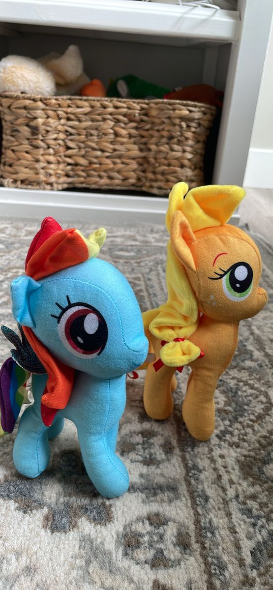 My little pony rainbow dash and apple blossom plush stuffed animals