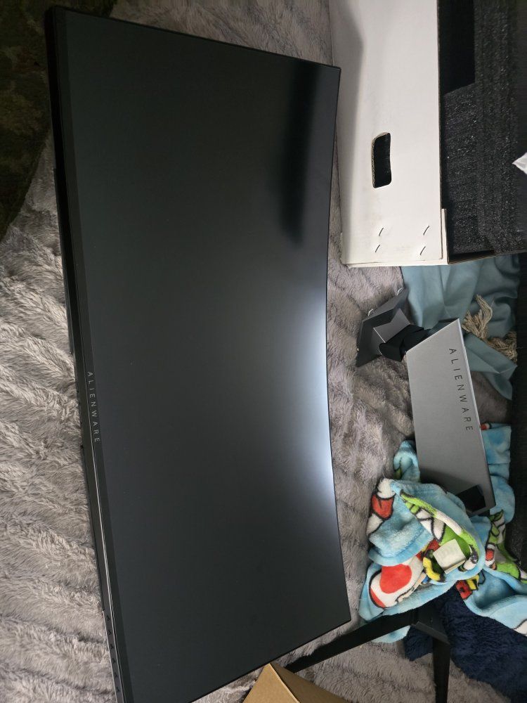 Main image 4