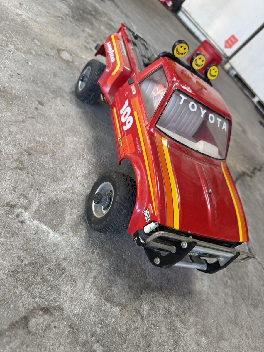 Vintage Tamiya hilux 58028