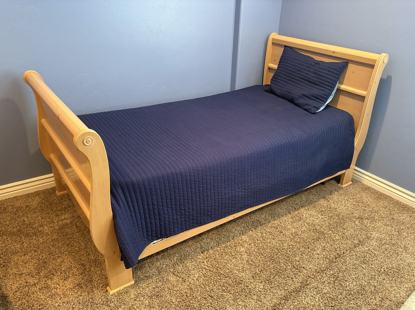 Twin Sleigh Bed and dresser