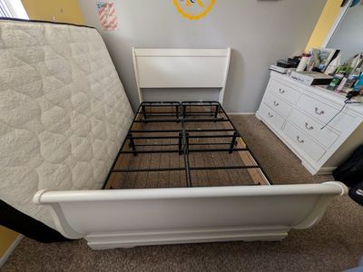 Bed frame size FULL $120