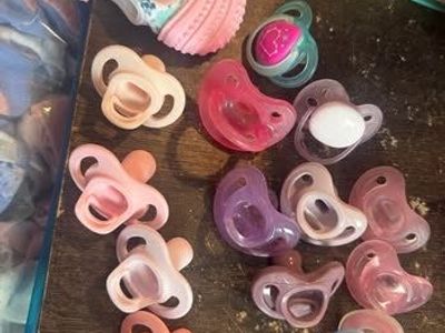 15 Pacifiers - 0-3 Month Pink And Purple