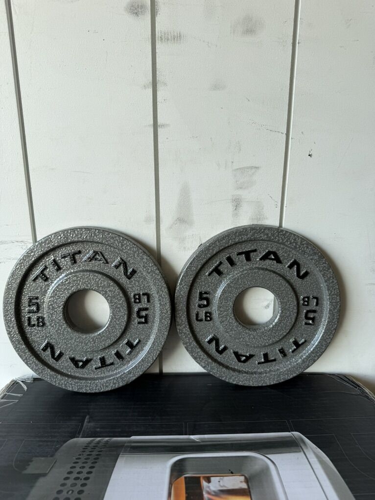 New Pair Titan Fitness 5 Pound Change Plates