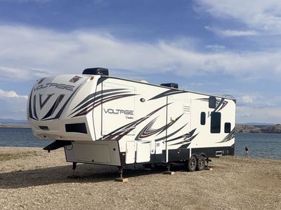 2014 Dutchmen Voltage 3605