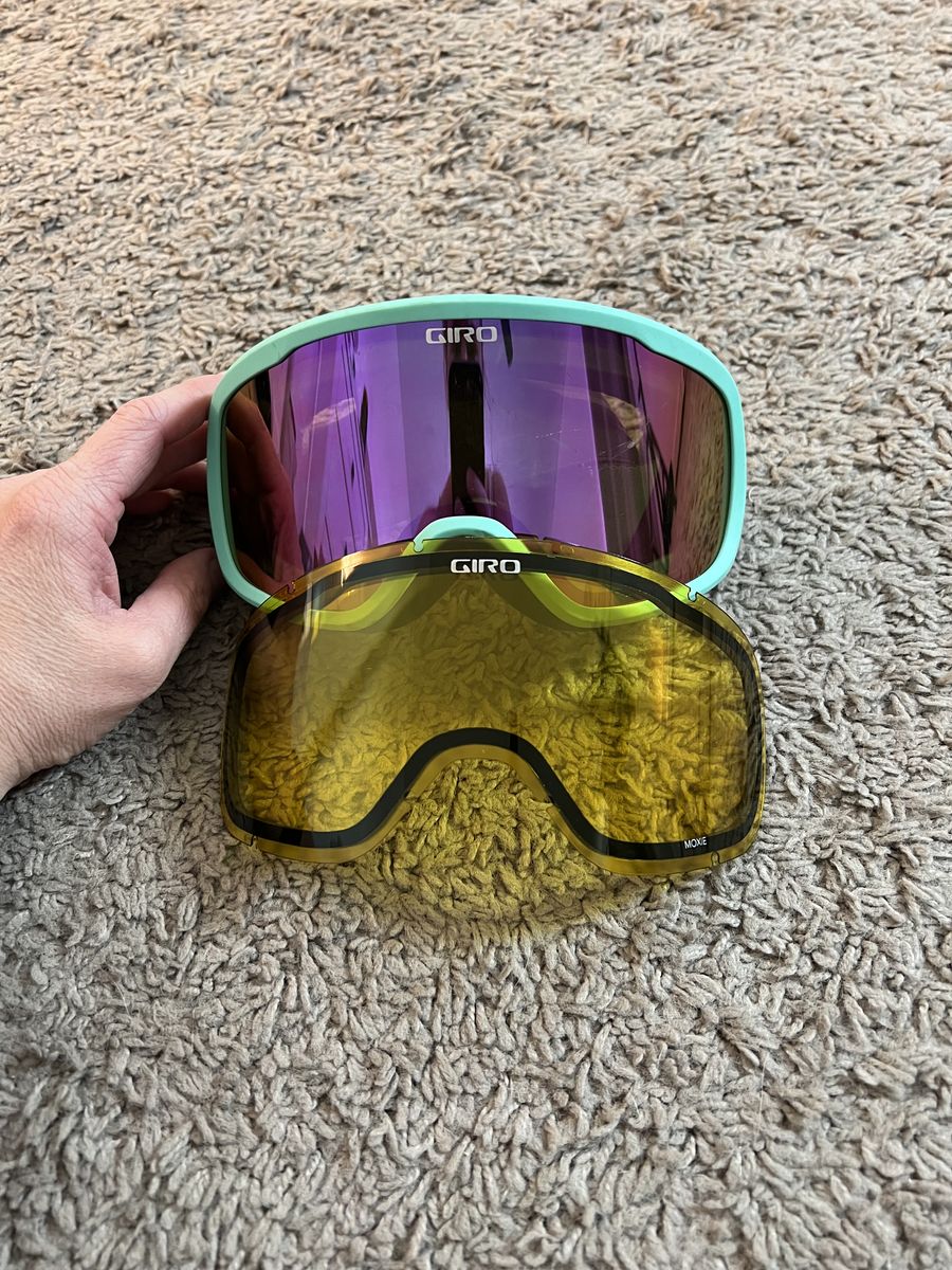 *free* Women's ski Goggles