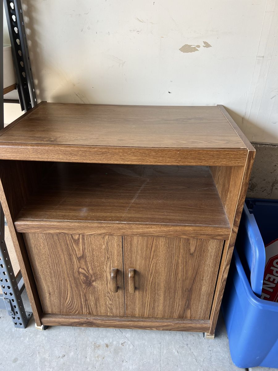 Vintage Wood Grain Laminate End Table Nightstand with Storage Cabinet