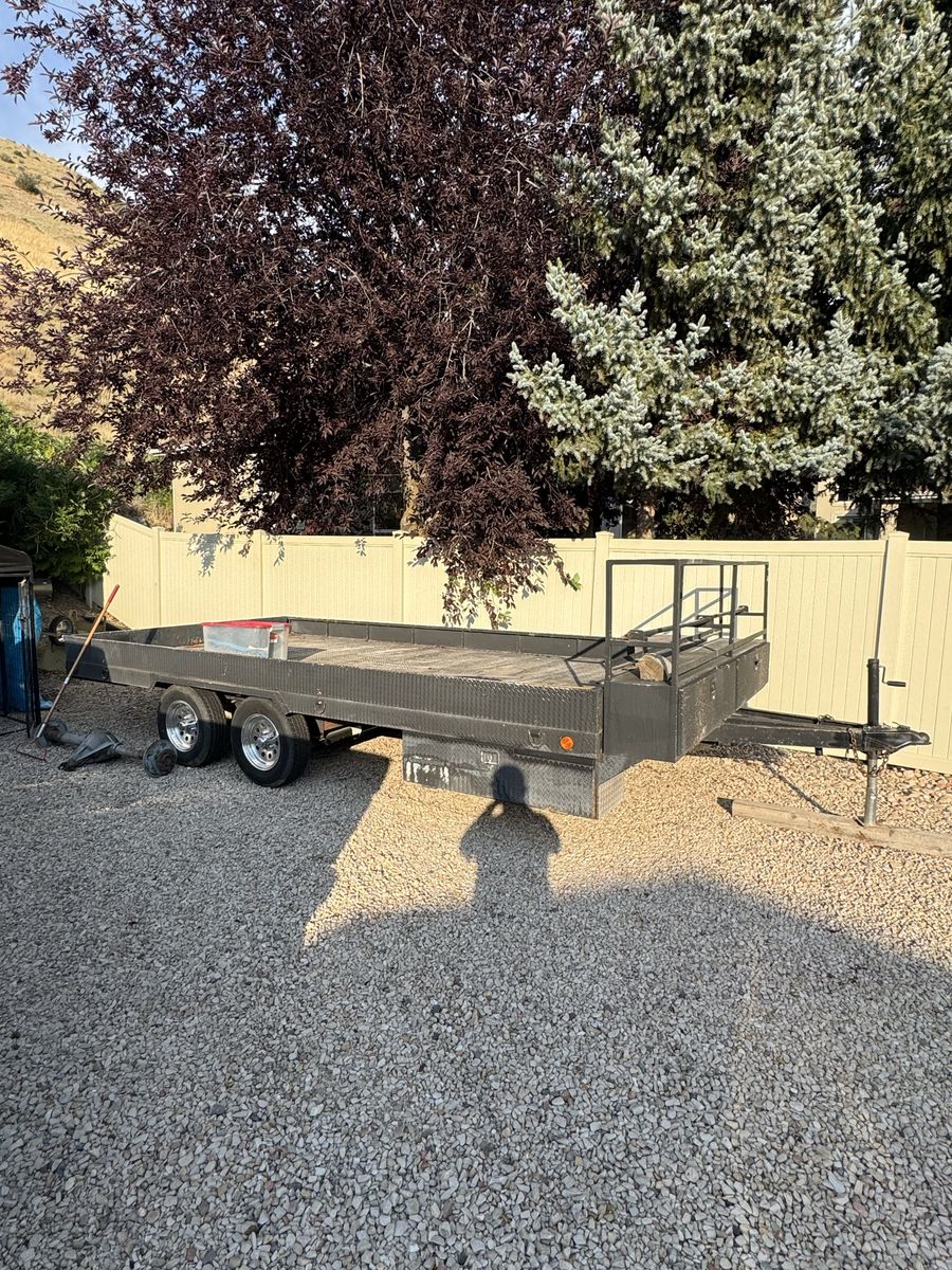 Utility Trailer, Double Axle, Flatbed with Storage and Rails