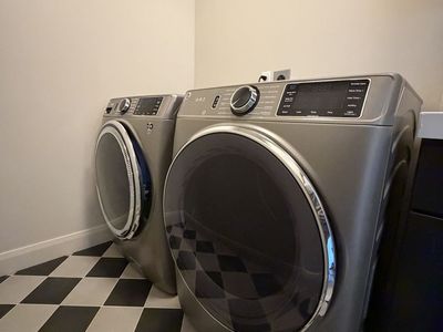 GE Front Load Washer & Gas Dryer