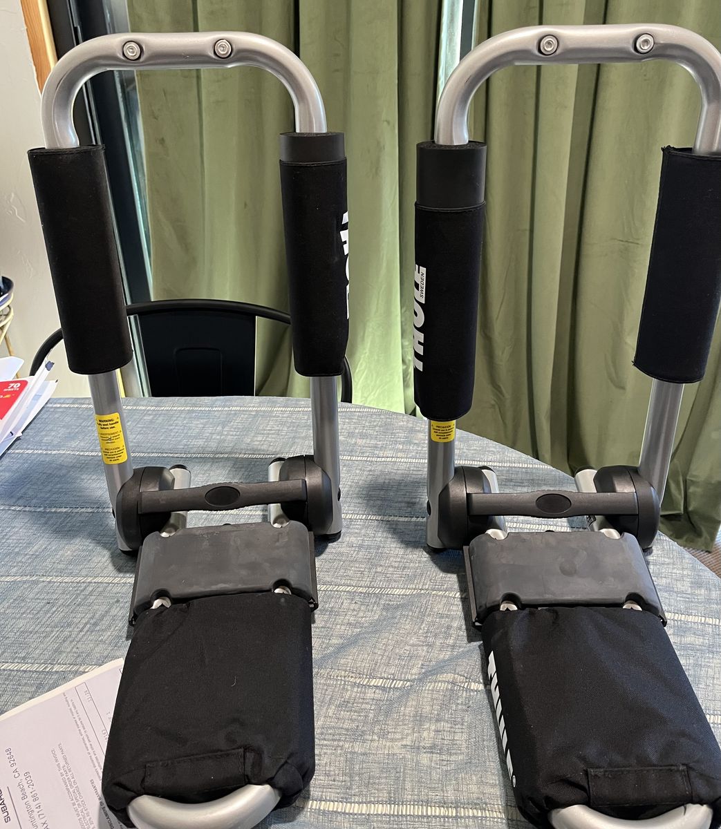 Thule Hull a Port Pro kayak racks