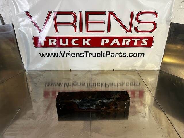 Kenworth T800 Suspension Crossmember / K-Frame